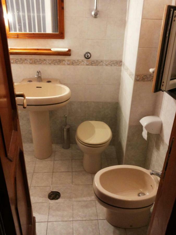 Villa Casa Geltrude Al Porto Procida Esterno foto