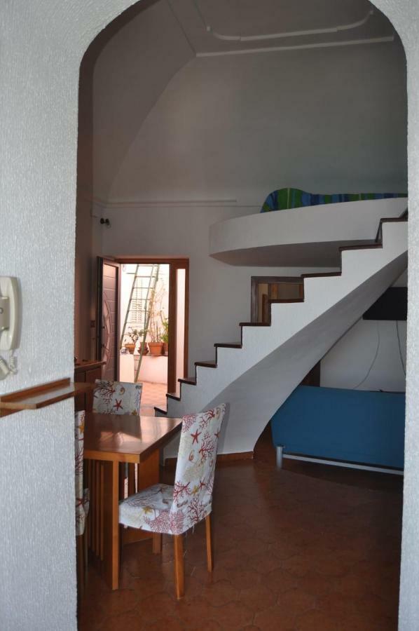 Villa Casa Geltrude Al Porto Procida Esterno foto