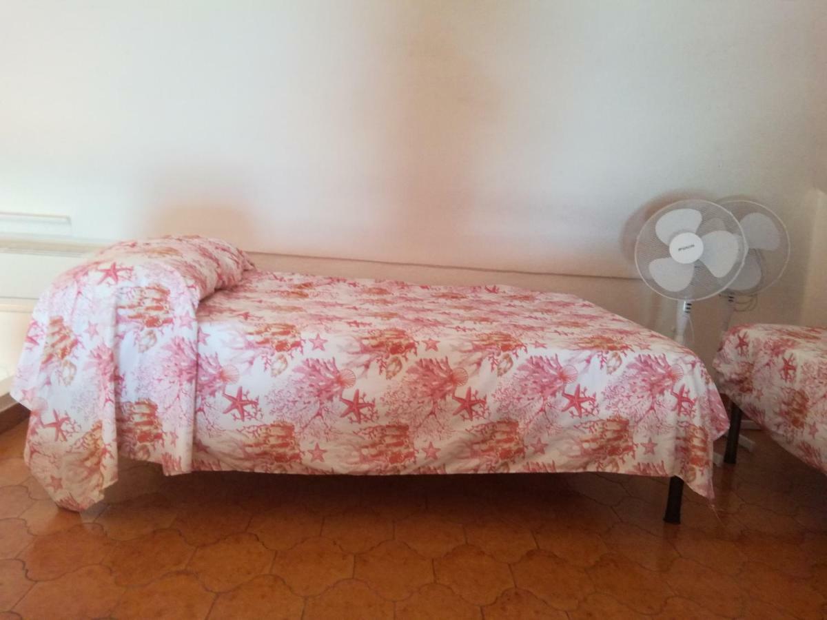 Villa Casa Geltrude Al Porto Procida Esterno foto